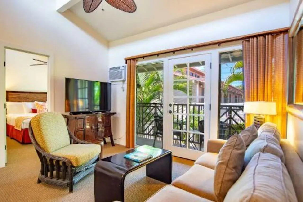 Aina Nalu Lahaina By Outrigger 3*,
